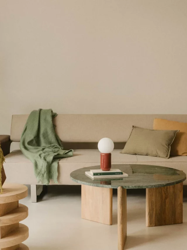 Table basse ronde en bois et marbre vert